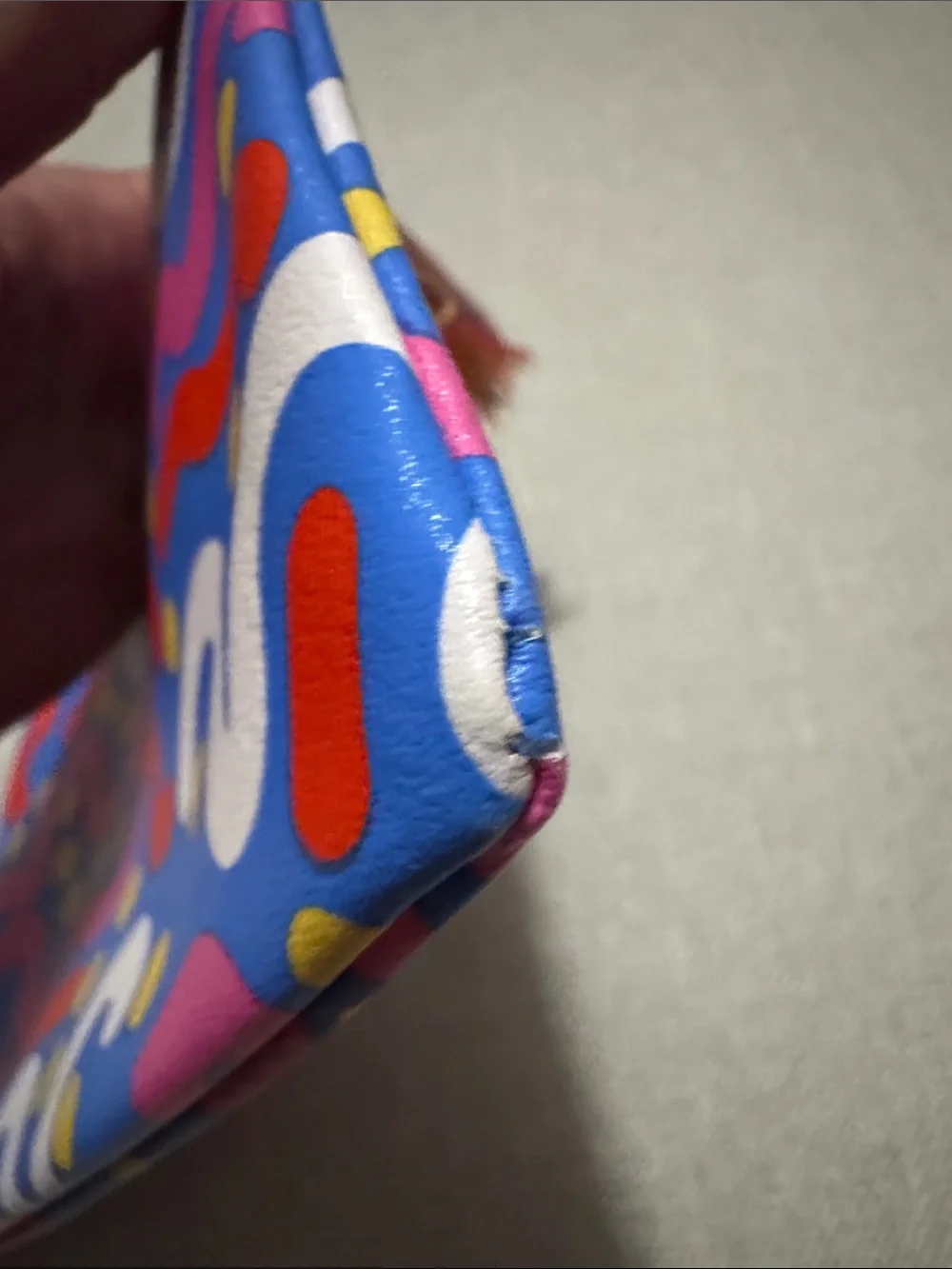 Ipsy MakeUp Bag-Gently Used-1990’s Retro Vibes Print-String Tassel-Pink/Blue
